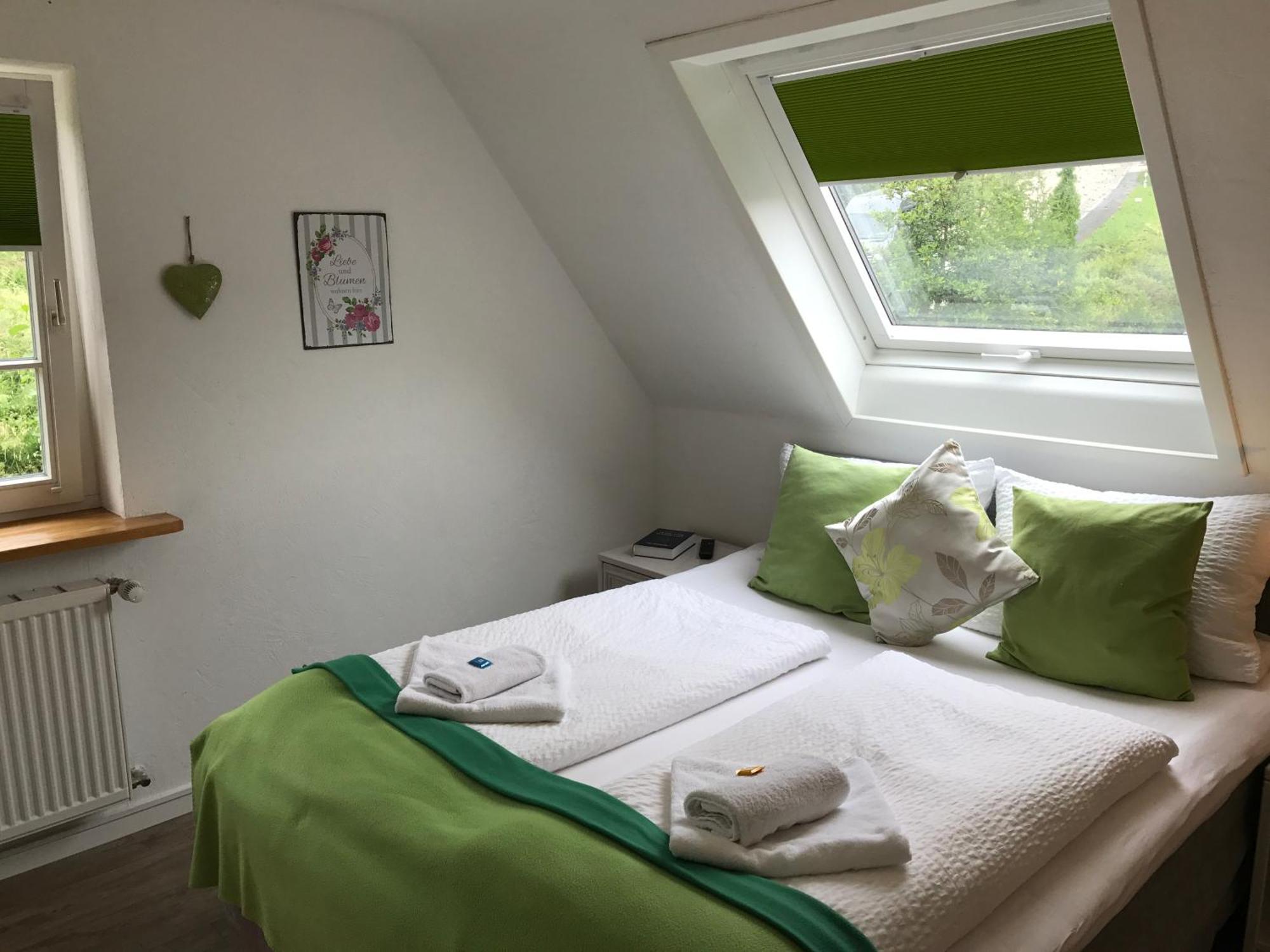 Hotel-Berggasthof Schwarzwaldperle Sasbachwalden Rom bilde